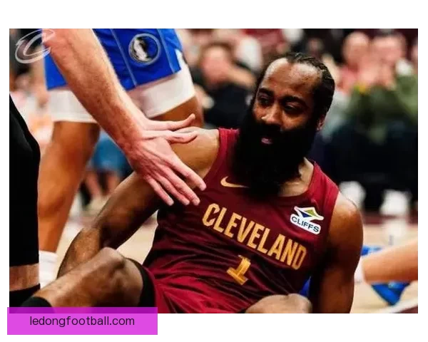 阿特金森：米切尔哈登都是顶级得分手 防守不重视季后赛难走远